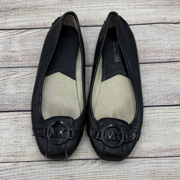 Michael Kors Black Leather Loafers with MK Emblem - Picture 1 of 15